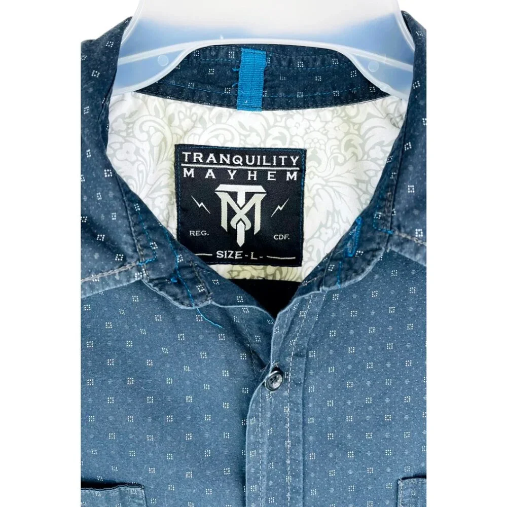 Tranquility & Mayhem Black Patterned Size: L - Picture 2 of 5